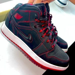 ❗️accepting offers❗️ 😁